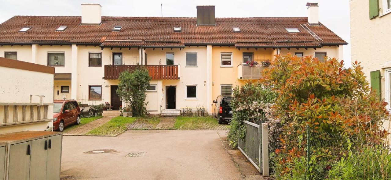 Grosses Zimmer Bad Kueche Wohnzimmer Terasse Garten Zentral Ruhig Landsberg am Lech Kültér fotó