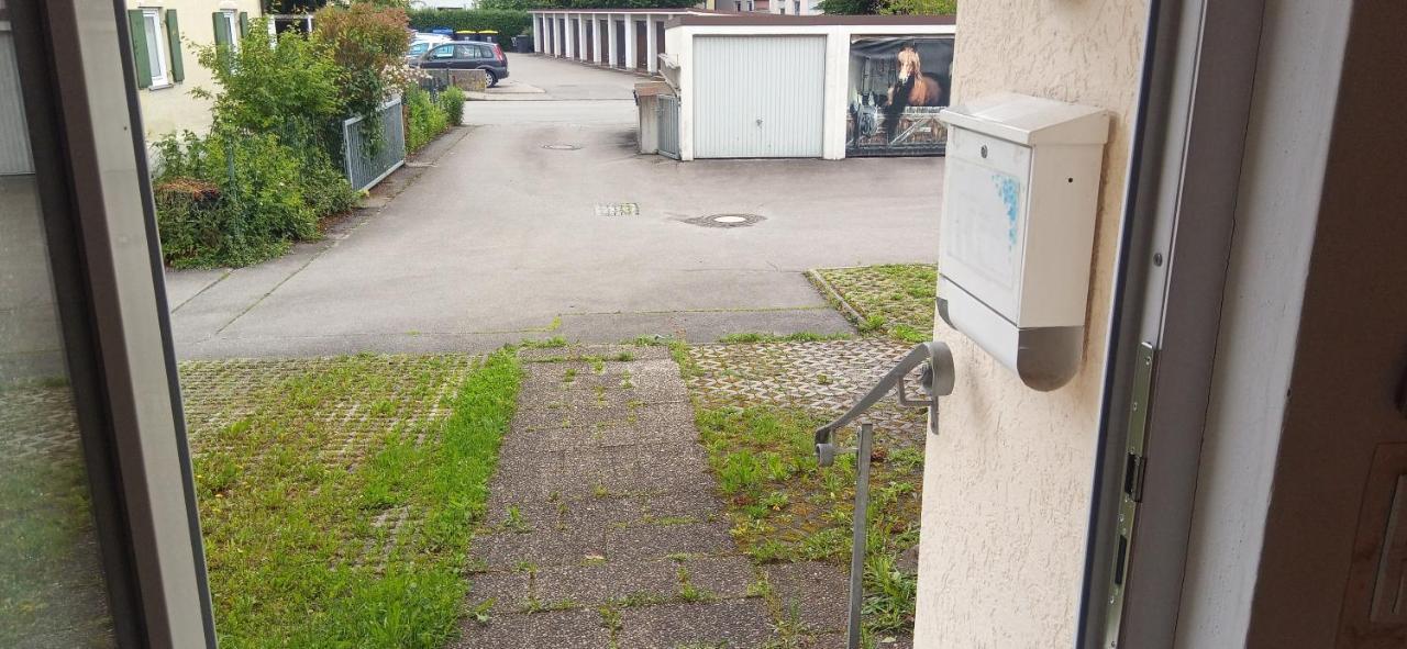 Grosses Zimmer Bad Kueche Wohnzimmer Terasse Garten Zentral Ruhig Landsberg am Lech Kültér fotó