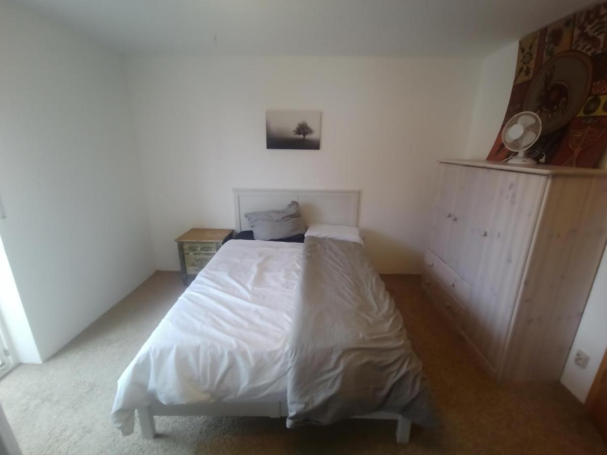 Grosses Zimmer Bad Kueche Wohnzimmer Terasse Garten Zentral Ruhig Landsberg am Lech Kültér fotó